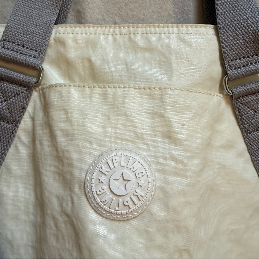 Kipling Cream and Gray Overnight Tote Bag - Picture 5 of 14